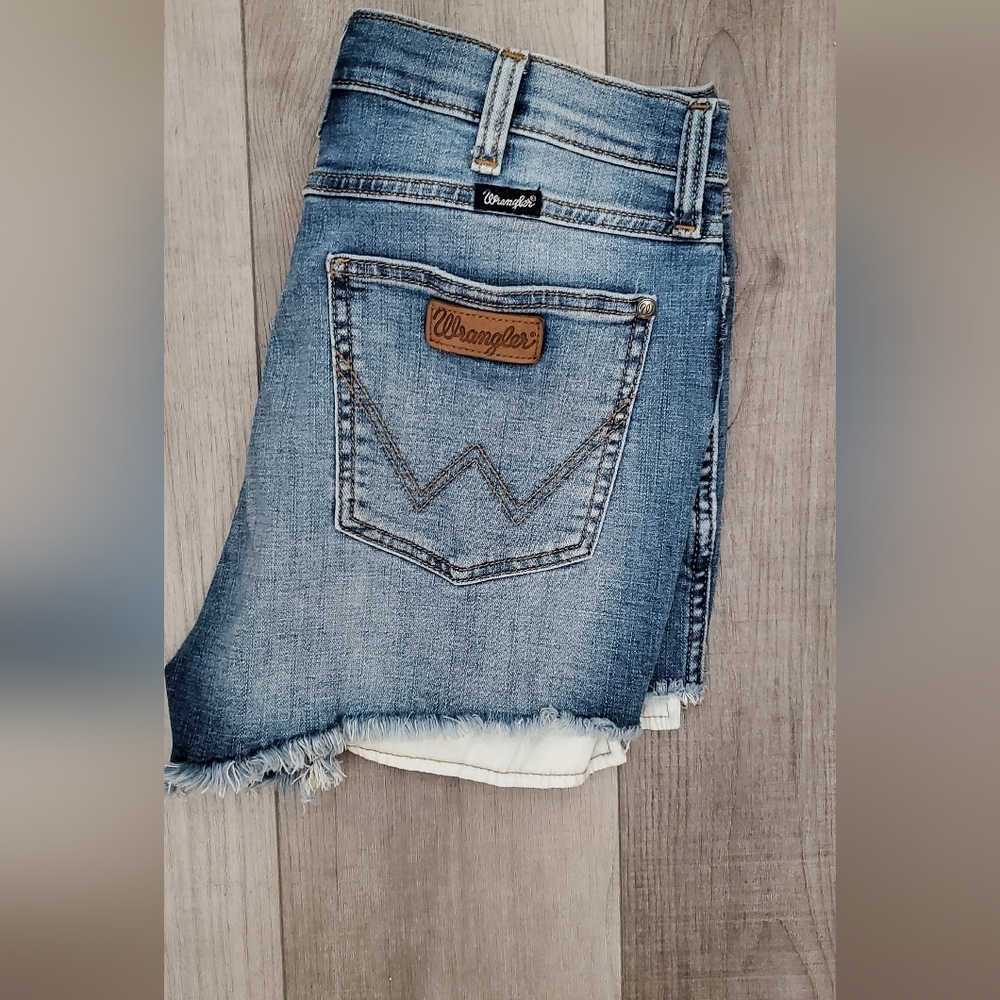 Wrangle vintage patch jeans shorts